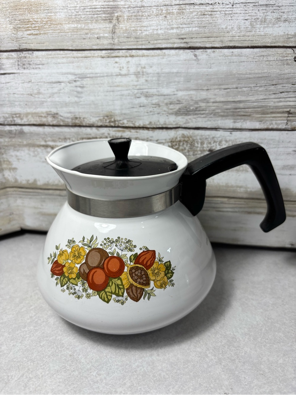 Vintage Corningware Spice of Life 6 cup teapot